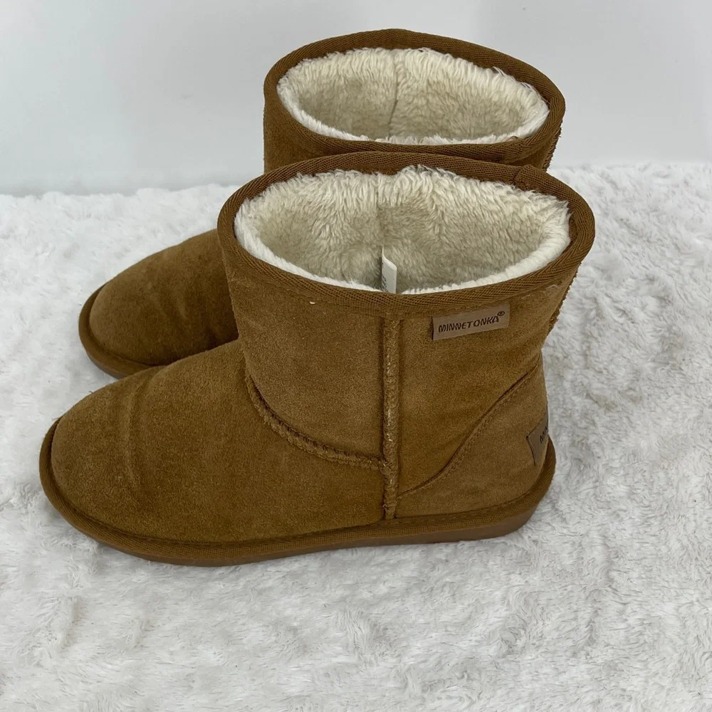 MINNETONKA Cozy Brown FAUX FUR -Lined Women's LEATHER ANKLE Boots SIZE 6